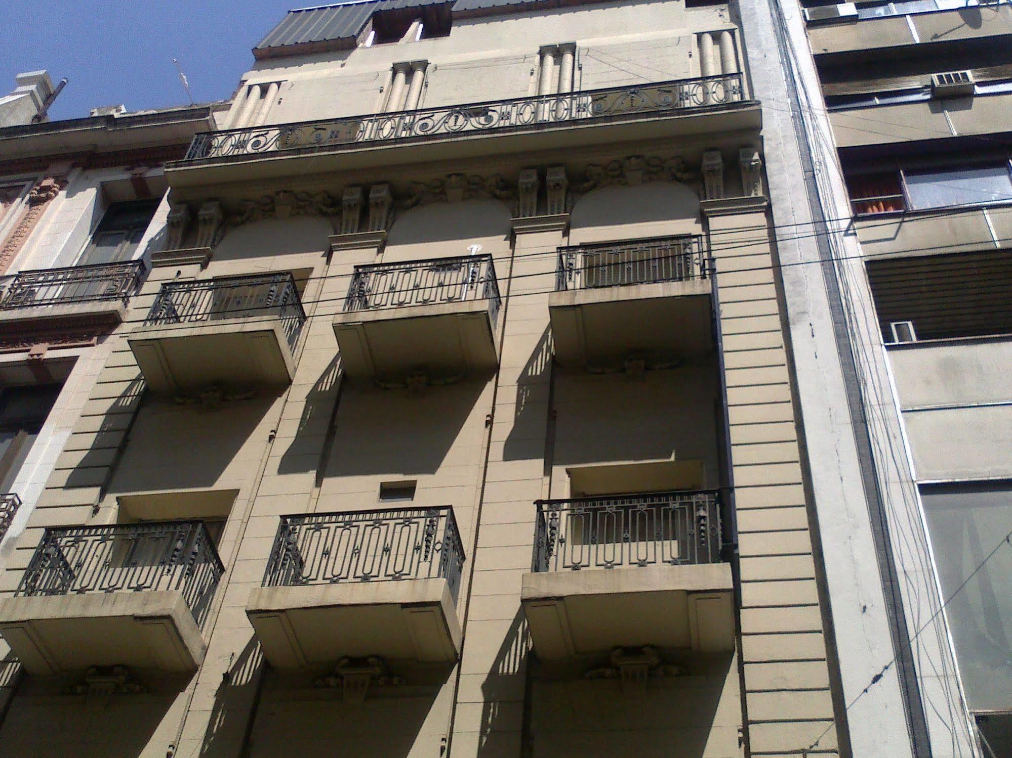 Hotel El Cabildo บัวโนสไอเรส ภายนอก รูปภาพ